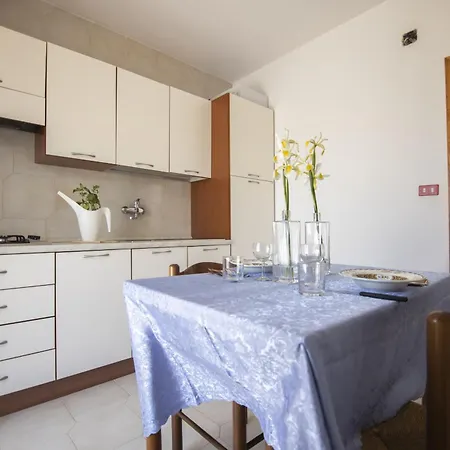 Casa Terrazzina * Torre Santa Sabina